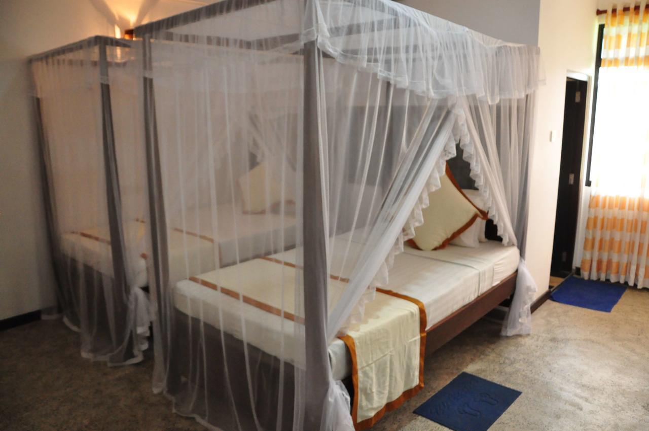 Wh Beach Resort Weligama Exteriör bild