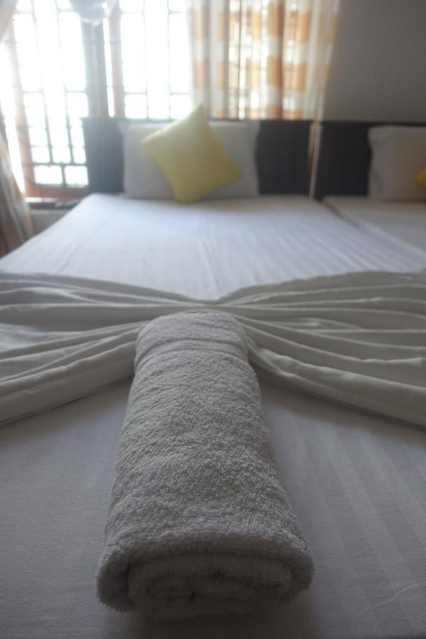 Wh Beach Resort Weligama Exteriör bild