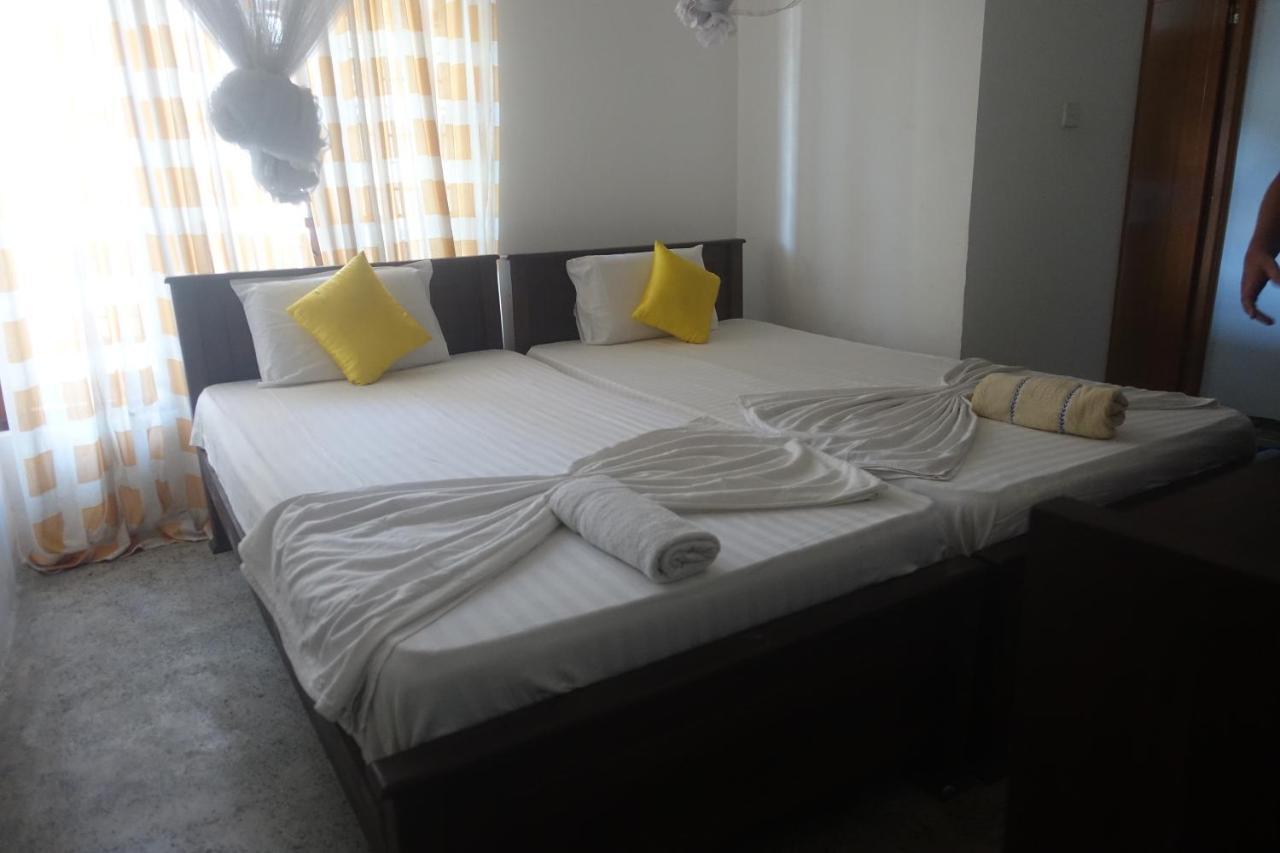 Wh Beach Resort Weligama Exteriör bild
