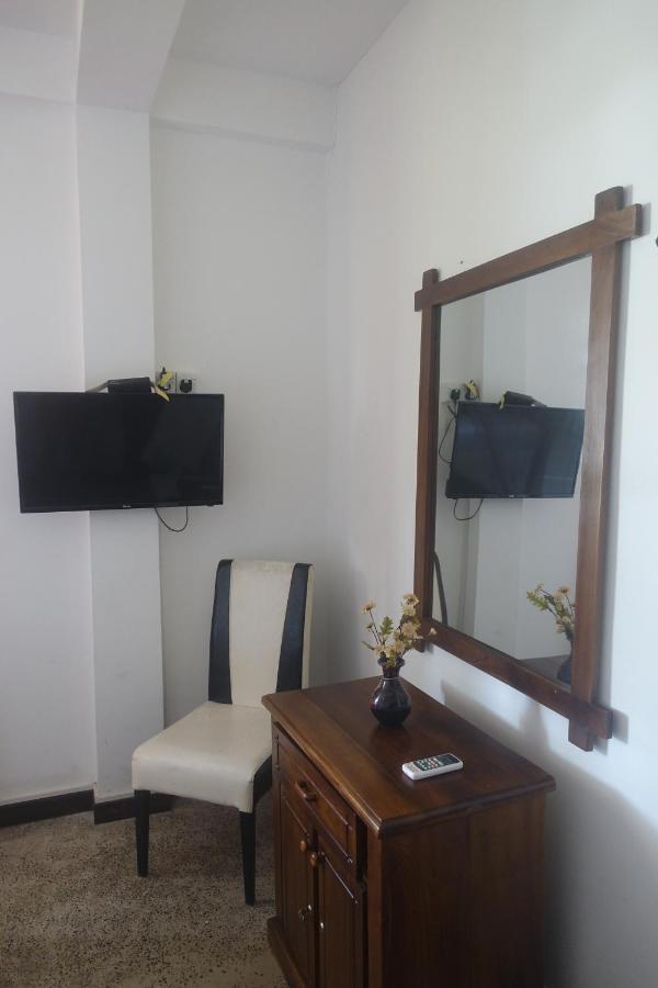 Wh Beach Resort Weligama Exteriör bild